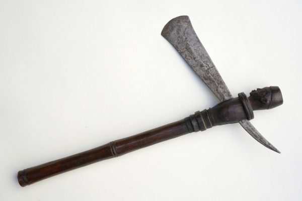 Nigerian Axe